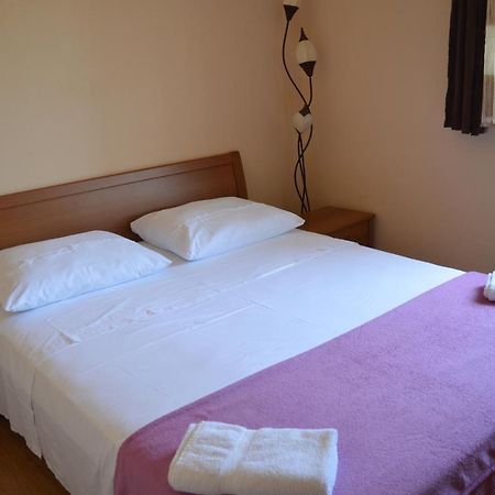 Goga Apartments พรีมอชเตน ภายนอก รูปภาพ