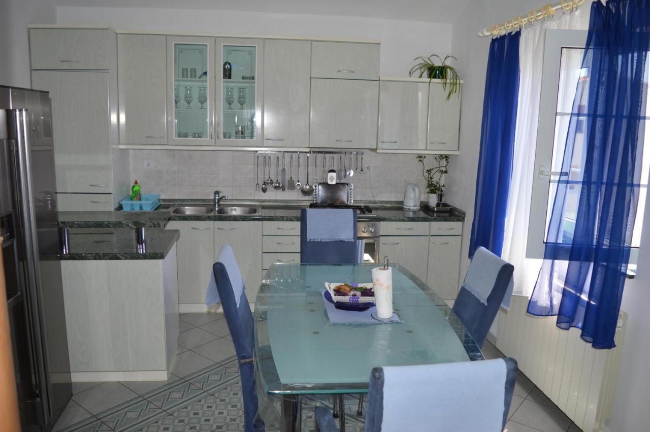 Goga Apartments พรีมอชเตน ภายนอก รูปภาพ